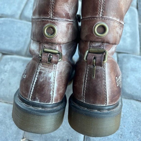 Dr. Martens Triumph Waxed Brown Floral Combat Boots - Picture 6 of 9
